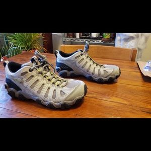 Oboz Sawtooth hiking shoes